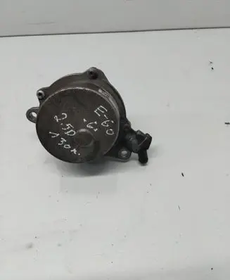 BMW 5 E60 E61 Vacuum pump 7791232