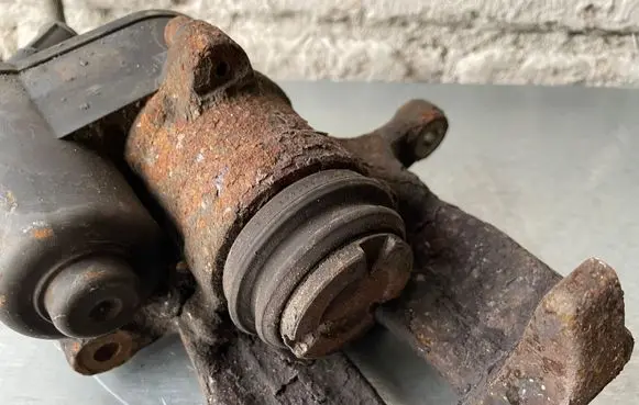 Audi A6 S6 C6 4F Rear brake caliper