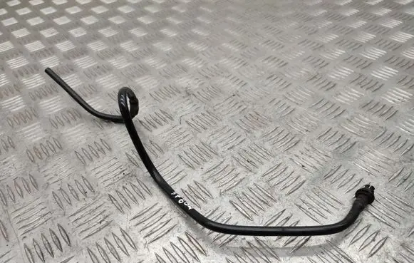 Mercedes-Benz A W176 Breather/breather pipe/hose 