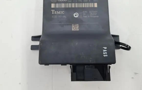 Audi A6 S6 C6 4F Gateway control module 4F0907468D 4F0910468A