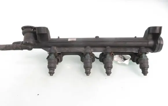 Volkswagen Golf IV Fuel main line pipe 037906031AA 06A133317A 037133035