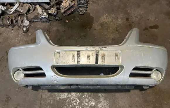Chrysler Voyager Front bumper