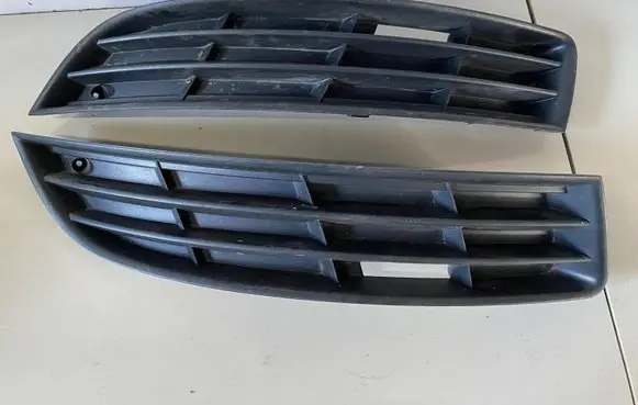 Volkswagen PASSAT B6 Front bumper lower grill 3C0853665