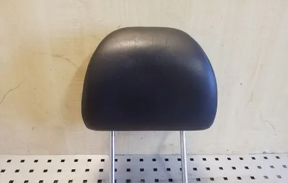 Honda Accord Front seat headrest