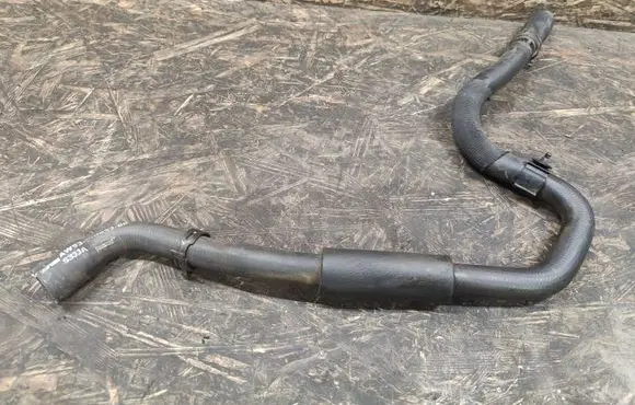 Jaguar XJ X351 Engine coolant pipe/hose AW936W633BB