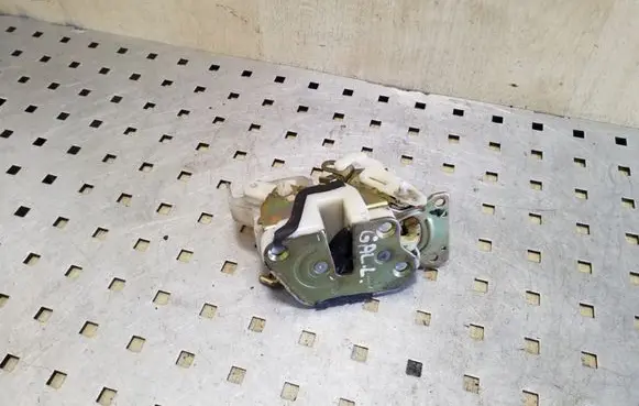 Mitsubishi Pajero Sport I Rear door lock