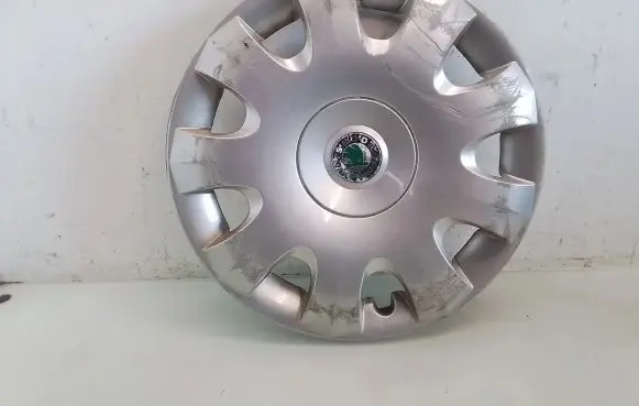 Skoda Octavia Mk2 (1Z) R15 wheel hub/cap/trim 