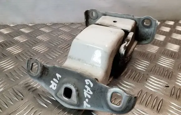 Opel Vivaro Loading door upper hinge 527428B