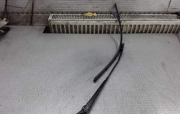 Peugeot 308 Windshield/front glass wiper blade 968047708004