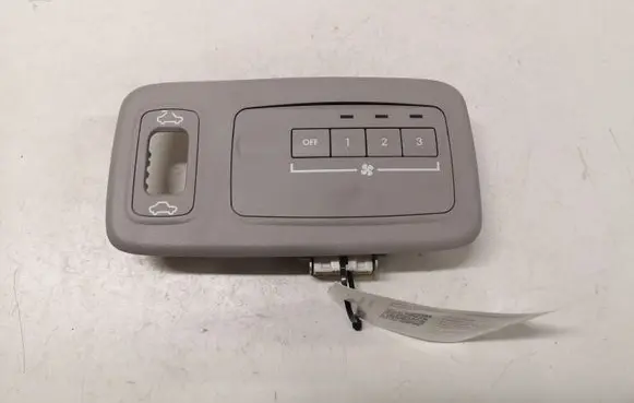 Mitsubishi Grandis Interior fan control switch MR95148HA