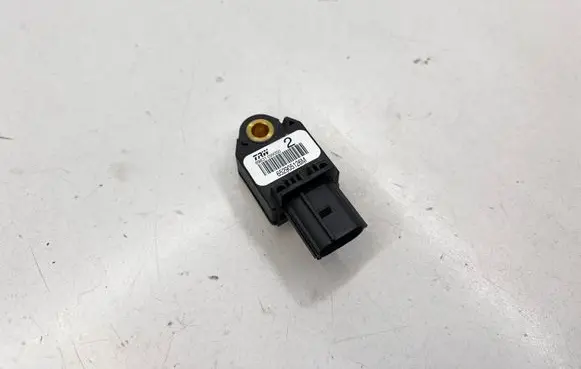 Toyota Hilux (AN10, AN20, AN30) Airbag deployment crash/impact sensor 898310W050 652905126M