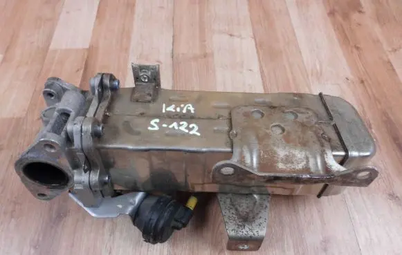KIA Sorento EGR valve cooler 284162F140