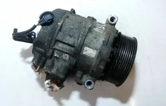 Land Rover Discovery 3 - LR3 Air conditioning (A/C) compressor (pump) jpb000183 07j01301
