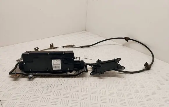 Renault Koleos I Hand brake/parking brake motor 360103039R SWD103 10220101554