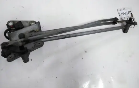 Nissan Primera Front wiper linkage and motor 53545802