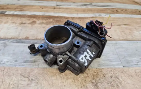 Mazda 5 Throttle valve RF7J136B0C 0012001664J11
