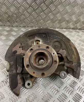 Peugeot 3008 II Front wheel hub spindle knuckle