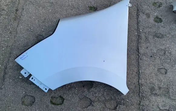 Renault Master III Fender