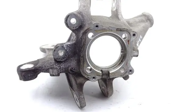 BMW 5 F10 F11 Stub axle 6796100