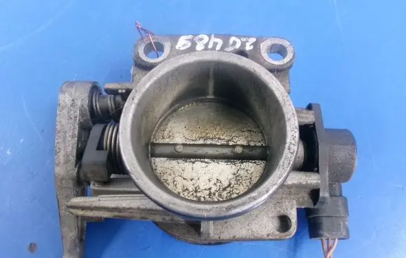 Renault Scenic I Throttle body valve 7700875435