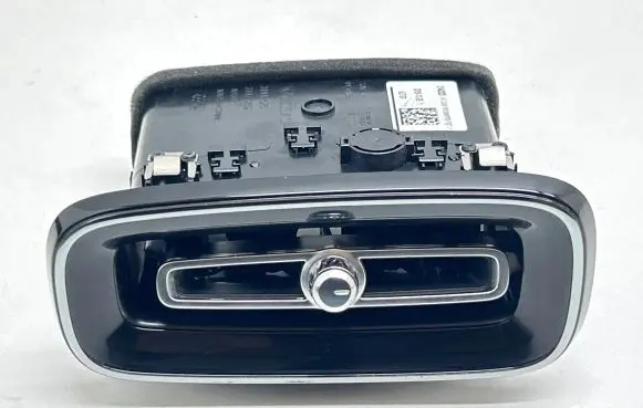 Volvo XC40 Dashboard side air vent grill/cover trim 31477269 AD7GP 31442625