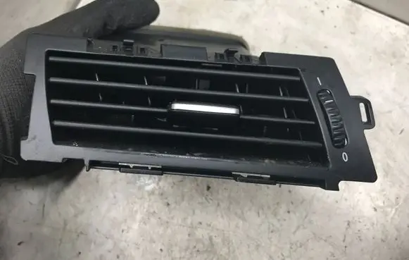BMW 5 E60 E61 Dashboard side air vent grill/cover trim 14121810 5112001 64226910731