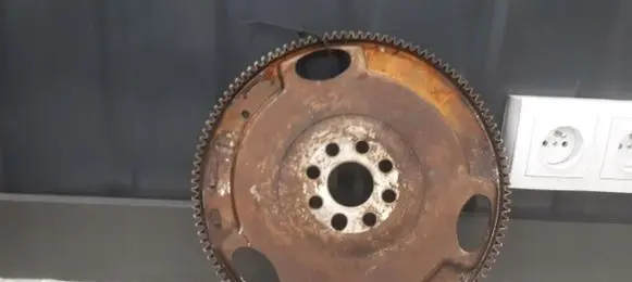 BMW 5 E39 Flywheel 1717383