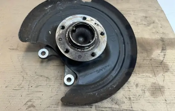 Peugeot 5008 II Rear wheel hub 9829267980 200983