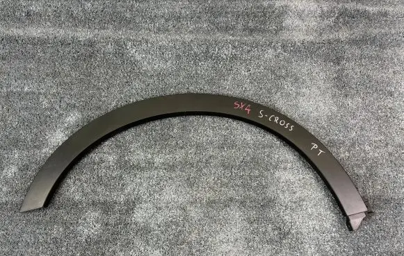 Suzuki SX4 S-Cross Rear arch trim 77251-61M0 L715