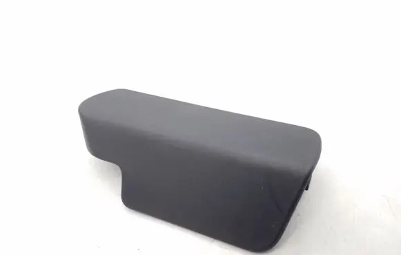 Volkswagen Touareg II Engine bonnet (hood) release handle 4L1823533A