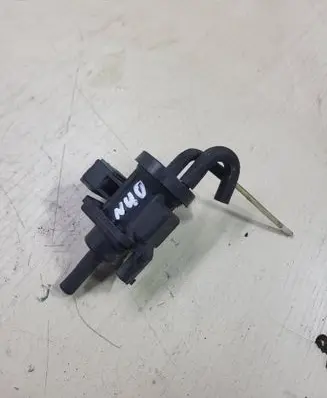 Mercedes-Benz ML W163 Turbo solenoid valve 0005450527