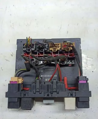 Volkswagen PASSAT B6 Comfort/convenience module 3C0937049H