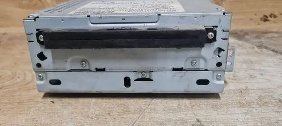 Volvo S80 Radio/CD/DVD/GPS head unit 30773443