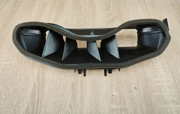 Audi A4 S4 B9 Cabin air duct channel 8W1858431A