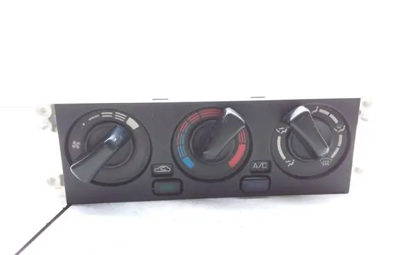 Nissan Almera Climate control unit