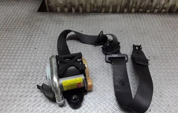 Opel Insignia A Front seatbelt 13303851