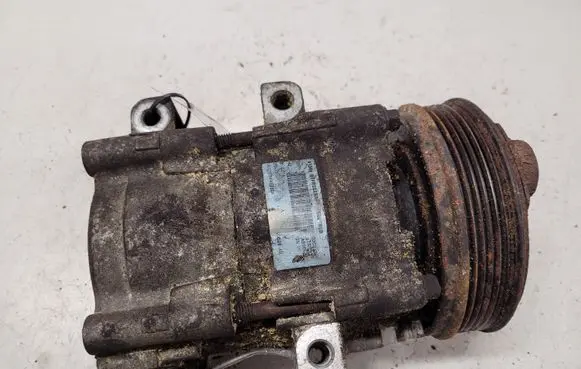 Ford Mondeo Mk III Air conditioning (A/C) compressor (pump) 032742 90629AB