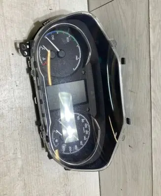 Toyota Yaris Speedometer (instrument cluster) 83800F5440