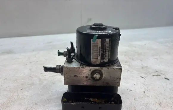 Peugeot 207 ABS Pump 9663945680