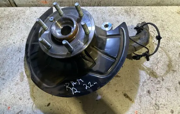 Ram 1500 Front wheel hub 68329806AA 074560 NN163227