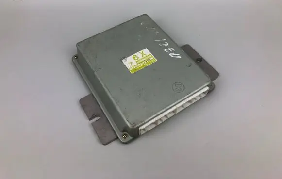Subaru Outback Engine ECU kit and lock set 22611AH842