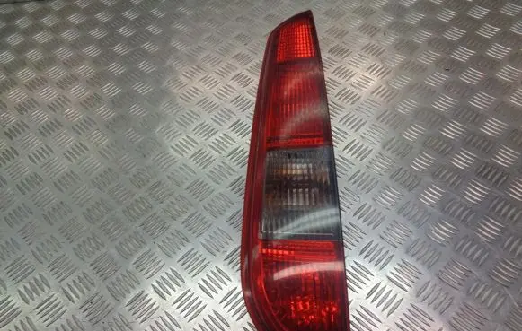 Ford Focus Rear/tail lights 4M51-13405-F