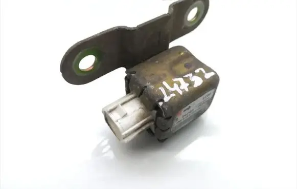 Hyundai Santa Fe Airbag deployment crash/impact sensor 38930-65J10