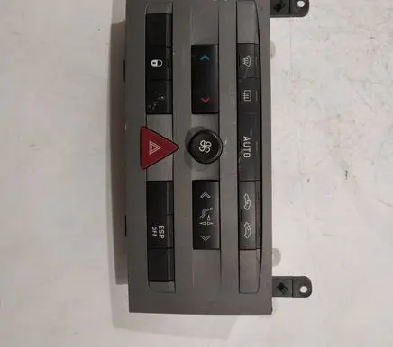 Peugeot 407 Climate control unit 96610448
