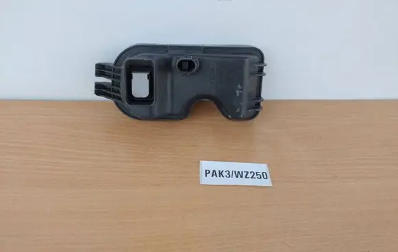 Fiat Punto (188) Headlight/headlamp dust cover 89100569