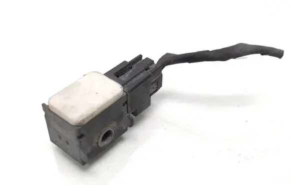 Hyundai Santa Fe Airbag deployment crash/impact sensor 959303l100
