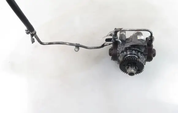 Subaru Legacy Fuel injection high pressure pump 2940000760