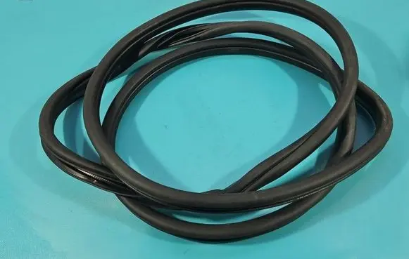 Hyundai ix35 Front door rubber seal IMPRK1596957