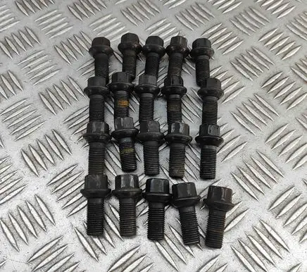 Mercedes-Benz CLA C118 X118 Nuts/bolts A0009901707
