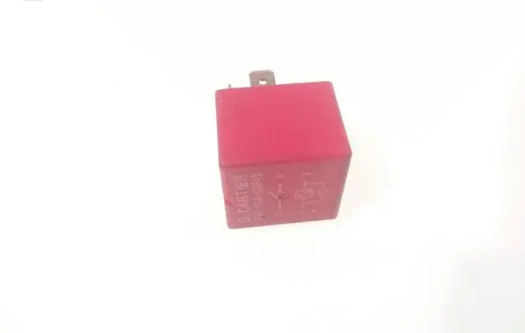 Renault Scenic I Other relay 7700844682A